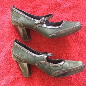 Suede Mary Janes w/patent trim